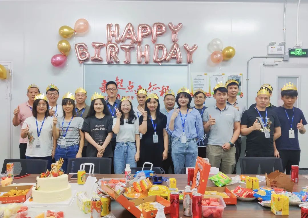 第二季度員工生日會(huì)｜成長(zhǎng)不期而遇，生日如約而至！